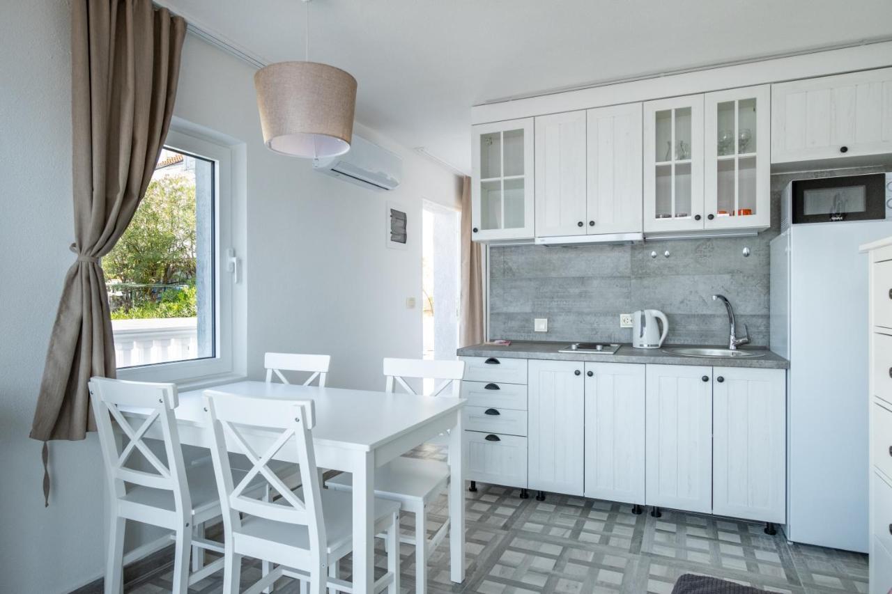 Ferienwohnung Boka 2 Krasići Exterior foto